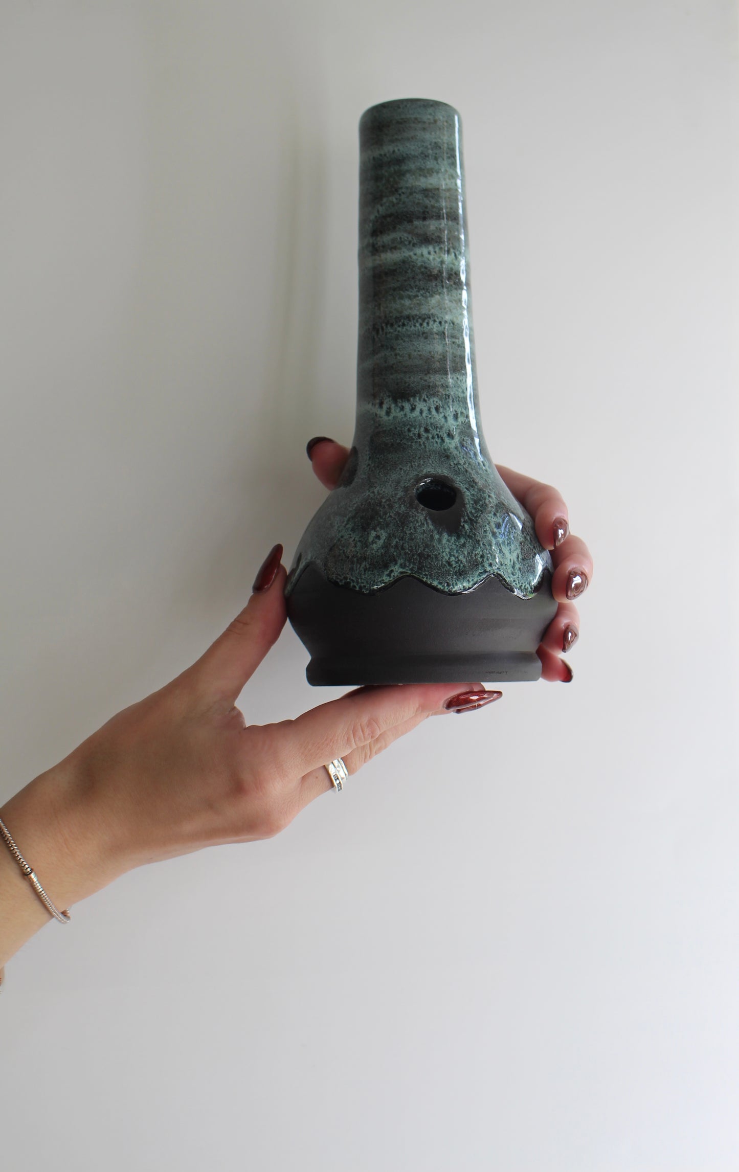 Oil Spot on Black Clay Handmade Ceramic Bong – Wheel-Thrown Stoneware Smokeware with Glazed Finish & 14mm Glass Downstem
