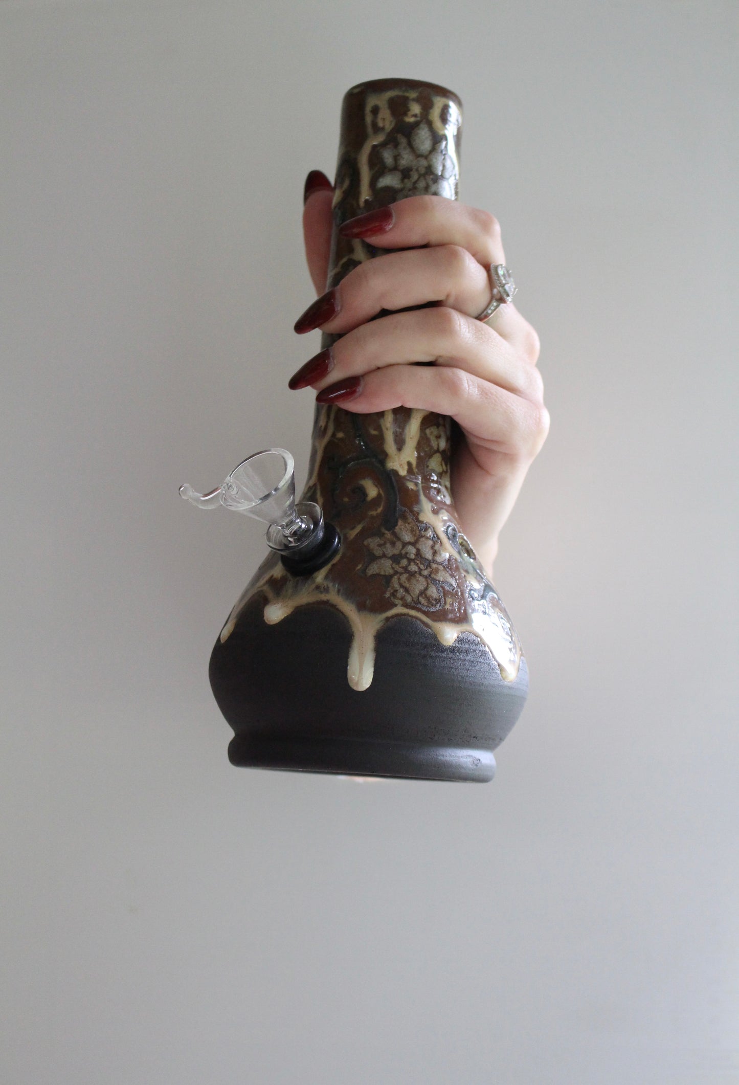 Flower Pattern Handmade Ceramic Bong – Wheel-Thrown Stoneware Smokeware with Glazed Finish & 14mm Glass Downstem