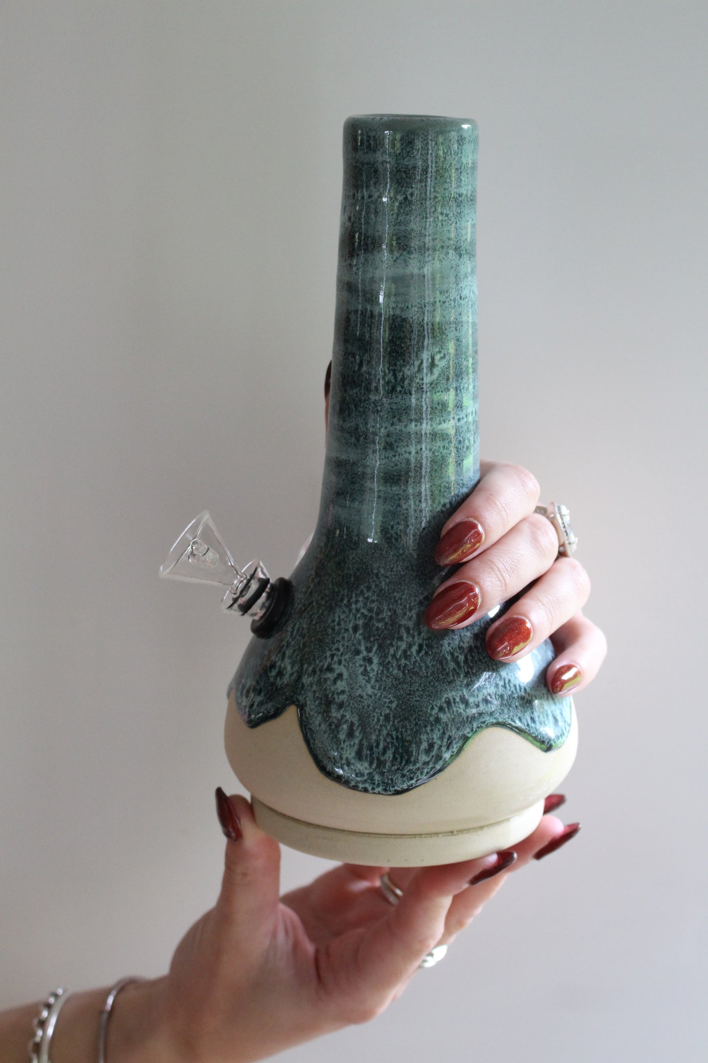 Green Oil Spot Handmade Ceramic Bong – Wheel-Thrown Stoneware Smokeware with Glazed Finish & 14mm Glass Downstem