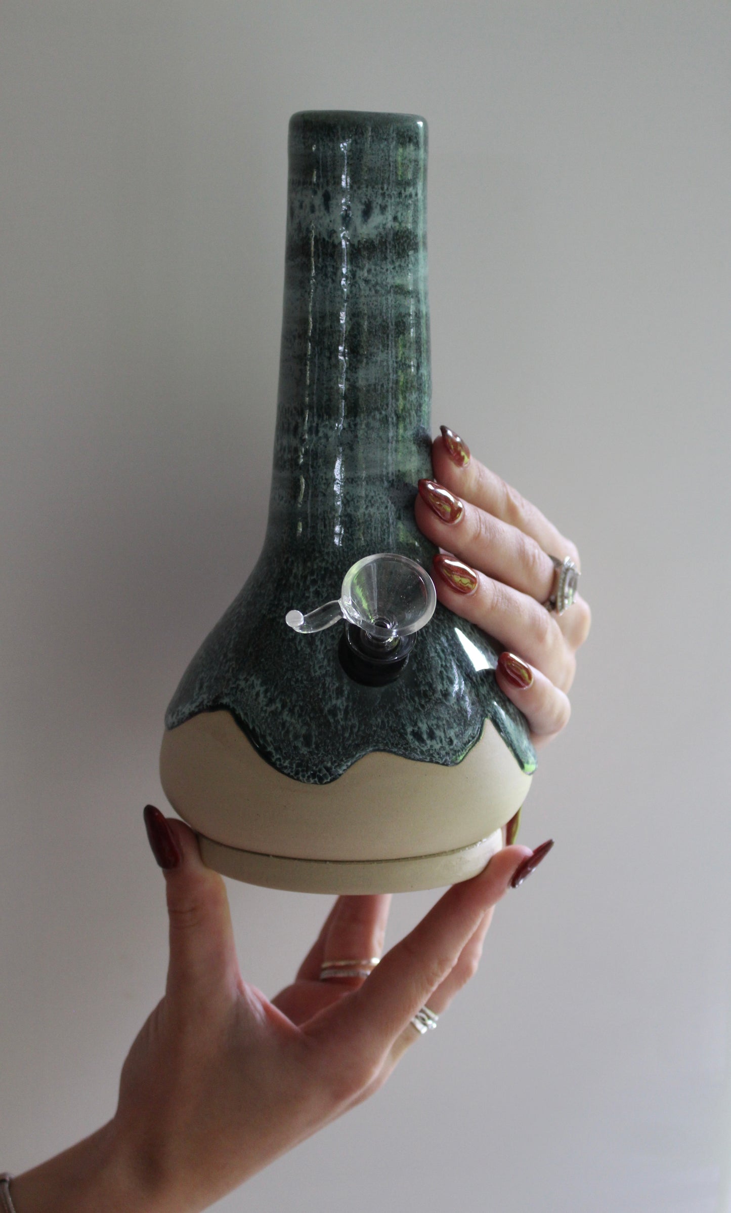 Green Oil Spot Handmade Ceramic Bong – Wheel-Thrown Stoneware Smokeware with Glazed Finish & 14mm Glass Downstem