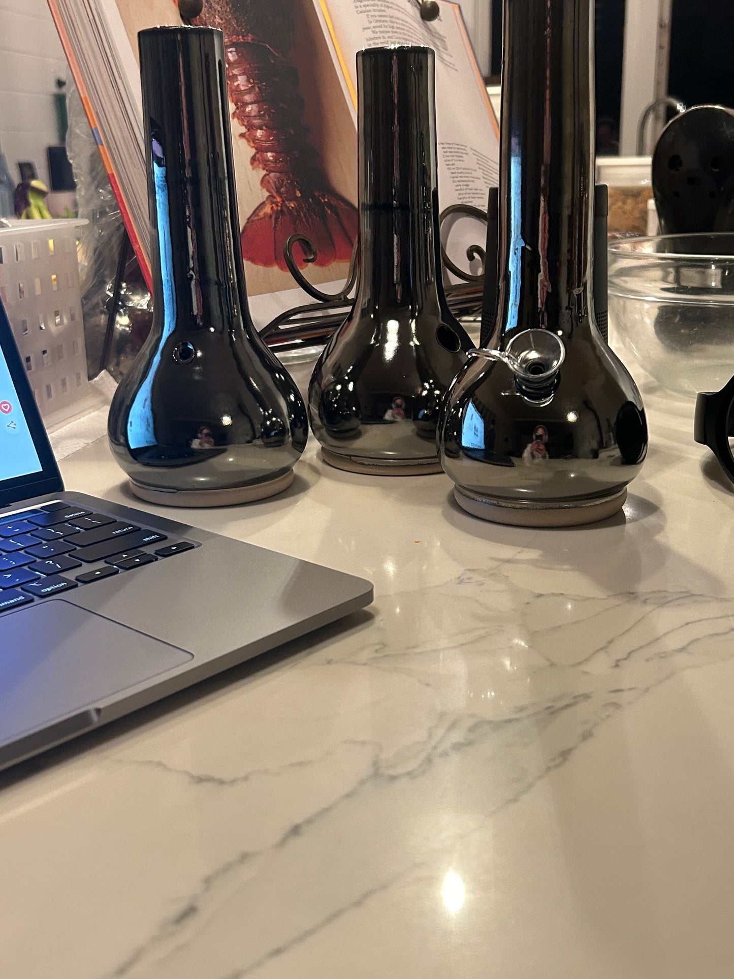 Mirrored Handmade Ceramic Bong – Wheel-Thrown Stoneware Smokeware with Glazed Finish & 14mm Glass Downstem